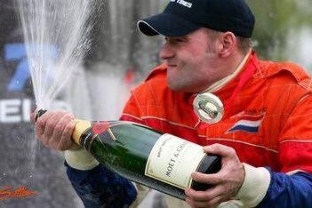 Verstappen: "A1GP is ten dode opgeschreven"