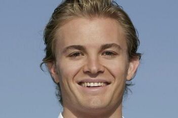 Rosberg krijgt primeur in nieuwe Mercedes