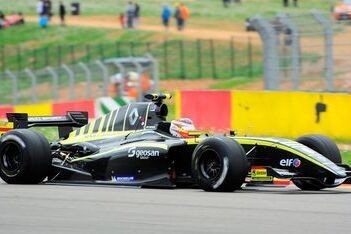 Charouz gediskwalificeerd na tweede race