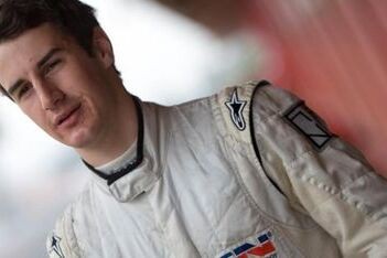 Oakes verzekert zichzelf van stoeltje in GP3