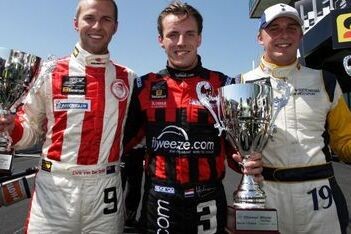 Buurman domineert eerste race op Magny-Cours