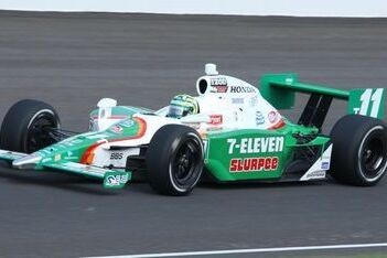 Kanaan en Sato kwalificeren zich op Bump Day