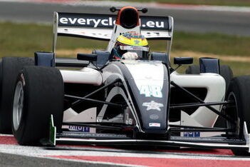 Stoneman verovert pole-position op Zolder