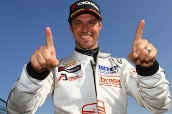 Monteiro scoort pole-position voor thuisrace