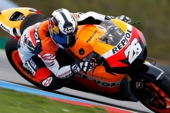 Pedrosa snel in uitgestelde training Brno