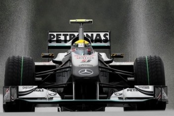 Rosberg en Glock vijf plaatsen teruggezet