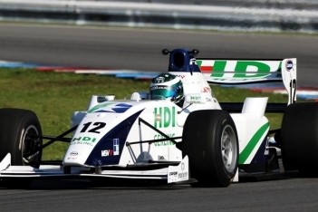 Snoeks bovenaan in tweede vrije training