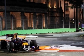 Vettel ook snelste in laatste training Singapore