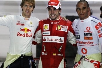 Alonso verslaat Vettel in kwalificatie Singapore