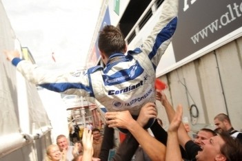 WSR-kampioen aast op racestoeltje in Formule 1
