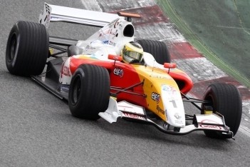 De Jong mikt op seizoen Formule Renault 3.5