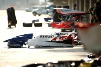 GP2-teams testen verder op Yas Marina-circuit