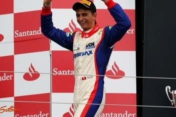 Tactische gok brengt Müller zege op Silverstone