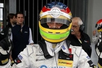 Merhi op pole tijdens Masters in Zandvoort