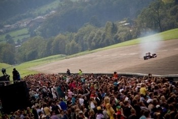 Buemi trakteert Zwitserse fans op demo