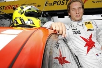 Van der Zande sluit leerzaam DTM-seizoen af