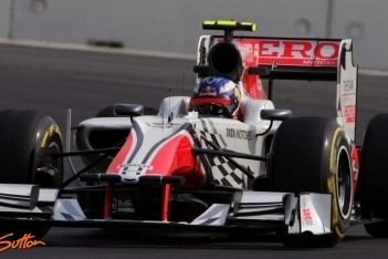 Ricciardo bestraft na wisselen versnellingsbak