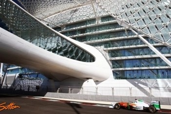 Mallya blij met zesde plek bij constructeurs