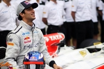 Ricciardo bedankt Red Bull en HRT voor kans
