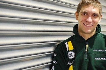 Trulli verliest Caterham-stoeltje aan Petrov