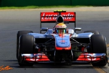 Hamilton: "Geweldig om seizoen zo te beginnen"