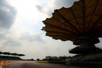 F1-gilde herdenkt Simoncelli op circuit van Sepang