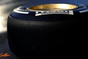 Alguersuari en Di Grassi testrijders bij Pirelli