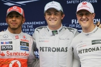 Rosberg verovert zijn eerste pole in Shanghai