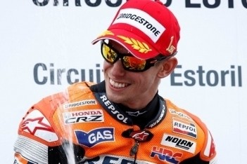 Stoner leidt kampioenschap na zege Estoril