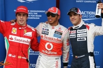 Hamilton klokt pole voor Grand Prix van Spanje