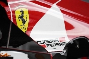 Ferrari-veiling voor slachtoffers bevingen