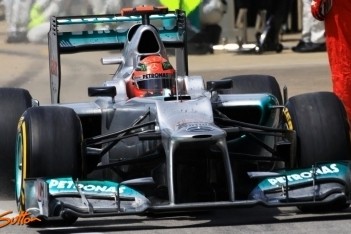 Mercedes biedt Schumacher excuses aan
