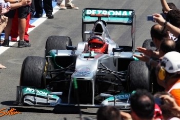 Schumacher mag podiumplaats houden in Valencia