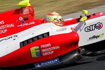 Frijns onklopbaar in eerste race op Hungaroring