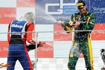 Van der Garde wint laatste race van het jaar