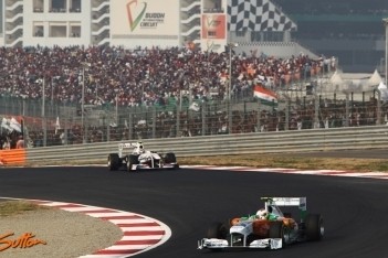 FIA past eerste DRS-zone India licht aan