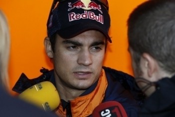 Pedrosa weer geen kampioen na crash