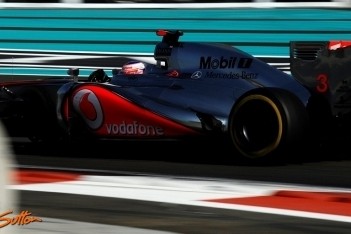 Button grijpt naast podiumplek in Abu Dhabi