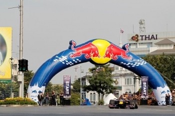 Ecclestone bevestigt nachtrace in Bangkok