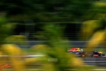 Vettel eindigt bovenaan in derde vrije training