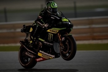 Crutchlow rijdt snelste tijd in opwarmtraining