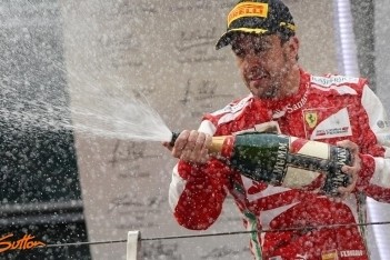 Alonso de beste in strategisch duel Shanghai
