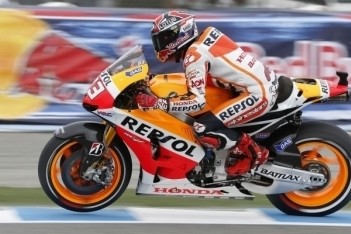 Marquez bovenaan in tweede vrije training