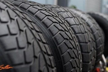 Stevige regenbui arriveert op circuit van Monza