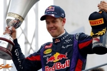 Vettel trots op overwinning in achtertuin Ferrari