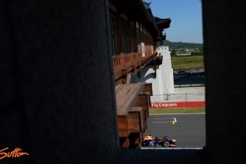Vettel neemt de leiding in derde training Korea