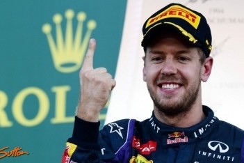 Vettel dicht bij vierde titel na Japanse zege