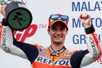 Pedrosa zegeviert in Grote Prijs van Maleisië