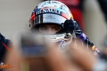 Vettel verandert strategie niet: "We blijven aanvallen"