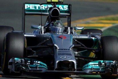 Mercedes met Rosberg oppermachtig in derde training